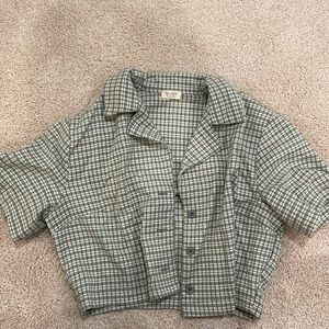 Brandy melville cropped shirt